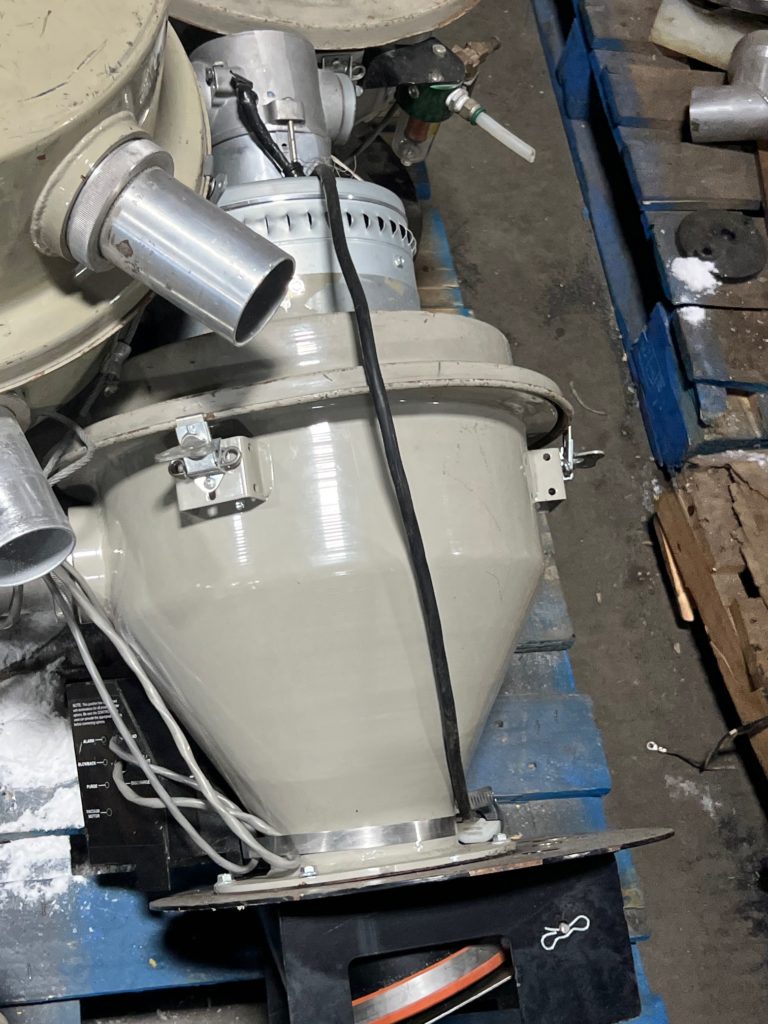 Conair Model DB-8 Self Contained Vacuum Loader