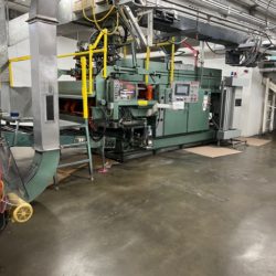 Uniloy Model 350 R2 (6) Head Reciprocating Screw Blow Molding Machine