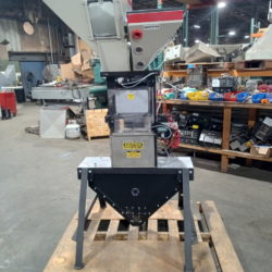 Maguire Model WSB 440 R Weigh Scale Blender